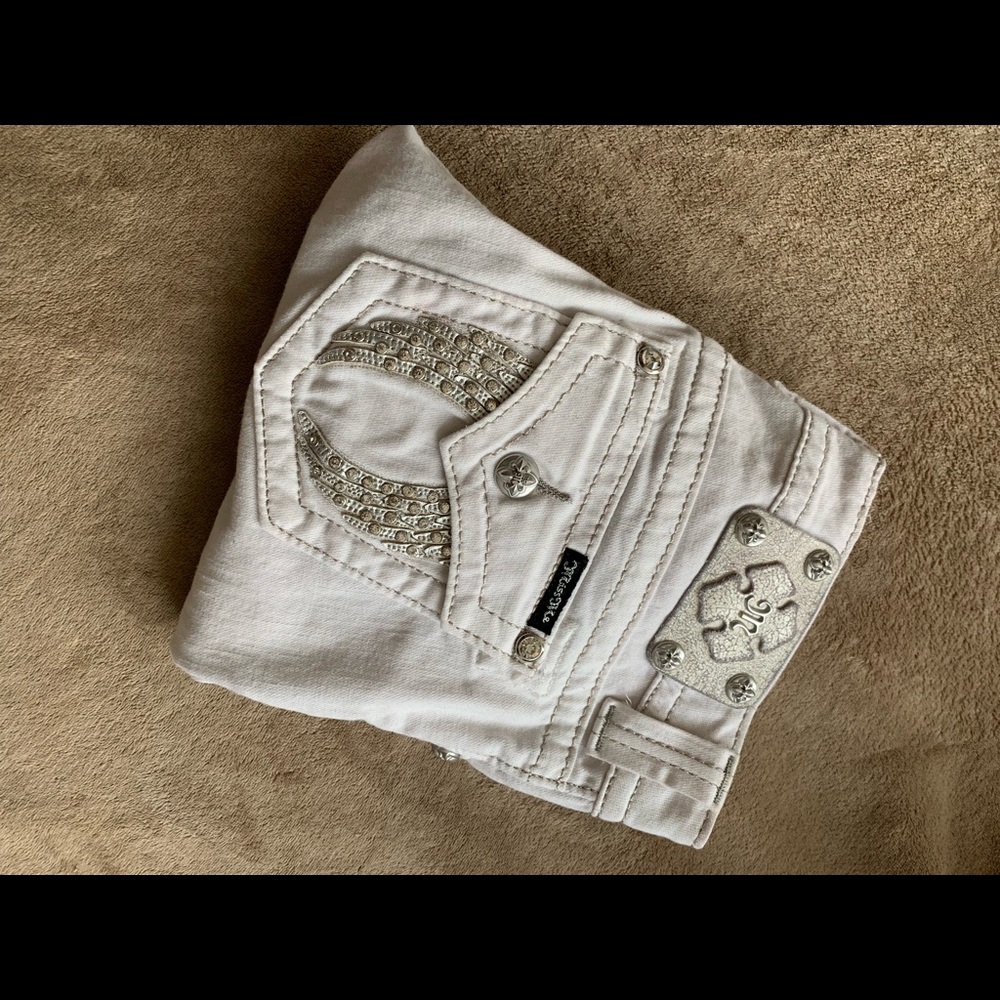 White Authentic Skinny Miss Me Jeans